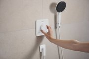 Шланговое подсоединение Hansgrohe FixFit Fine Q, с клапаном обратного тока, матовый белый 28884700