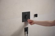 Шланговое подсоединение Hansgrohe FixFit Fine E, с клапаном обратного тока, матовый чёрный 28883670