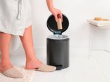 Мусорный бак с педалью Brabantia NewIcon 5л, тёмно-серый 233463
