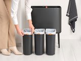 Мусорный бак Brabantia Bo Touch Bin 3x11л, трёхсекционный, тёмно-серый 233586