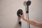 Шланговое подсоединение Hansgrohe FixFit Fine S, с клапаном обратного тока, матовый чёрный 28882670