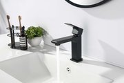 Смеситель для раковины Aquatek Лира 103, без донного клапана, чёрный матовый AQ1410MB