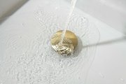 Сливной набор для раковины Aquatek, Push-open круг, с переливом, шлифованное золото AQ6002BG