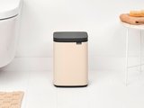 Мусорный бак Brabantia Bo 4л, бежевый 234088