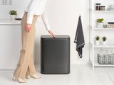 Мусорный бак Brabantia Bo Touch Bin 2x30л, тёмно-серый 233609