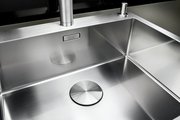 Кухонная мойка без крыла, с клапаном-автоматом, нержавеющая сталь зеркальной полировки Blanco Claron 550-IF/A 516797