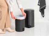 Мусорный бак с педалью Brabantia NewIcon 12л, тёмно-серый 233487