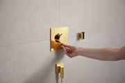 Шланговое подсоединение Hansgrohe FixFit Fine E, с клапаном обратного тока, полированное золото 28883990