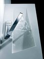 Смеситель для умывальника на одно отверстие с регулировкой температуры с электронным управлением Hansa LATRAVA 7472201