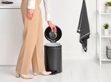 Мусорный бак с педалью Brabantia NewIcon 12л, тёмно-серый 233487