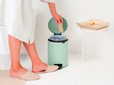 Мусорный бак с педалью Brabantia NewIcon 5л, мятно-голубой 233883