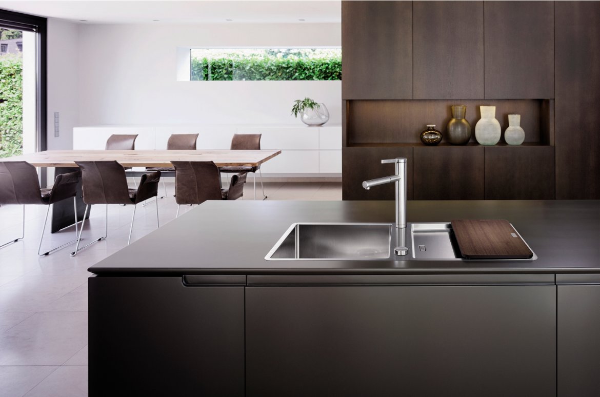 Кухонная мойка серии JARON из числа новинок, предлагаемых Blanco в 2016 году